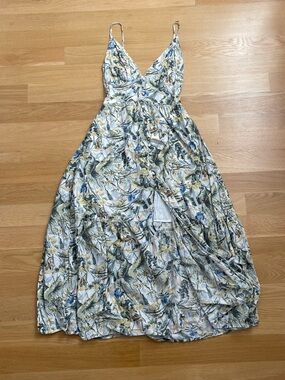 Abercrombie & Fitch Linen-Blend Floral V-Neck Spaghetti Strap Maxi Dress